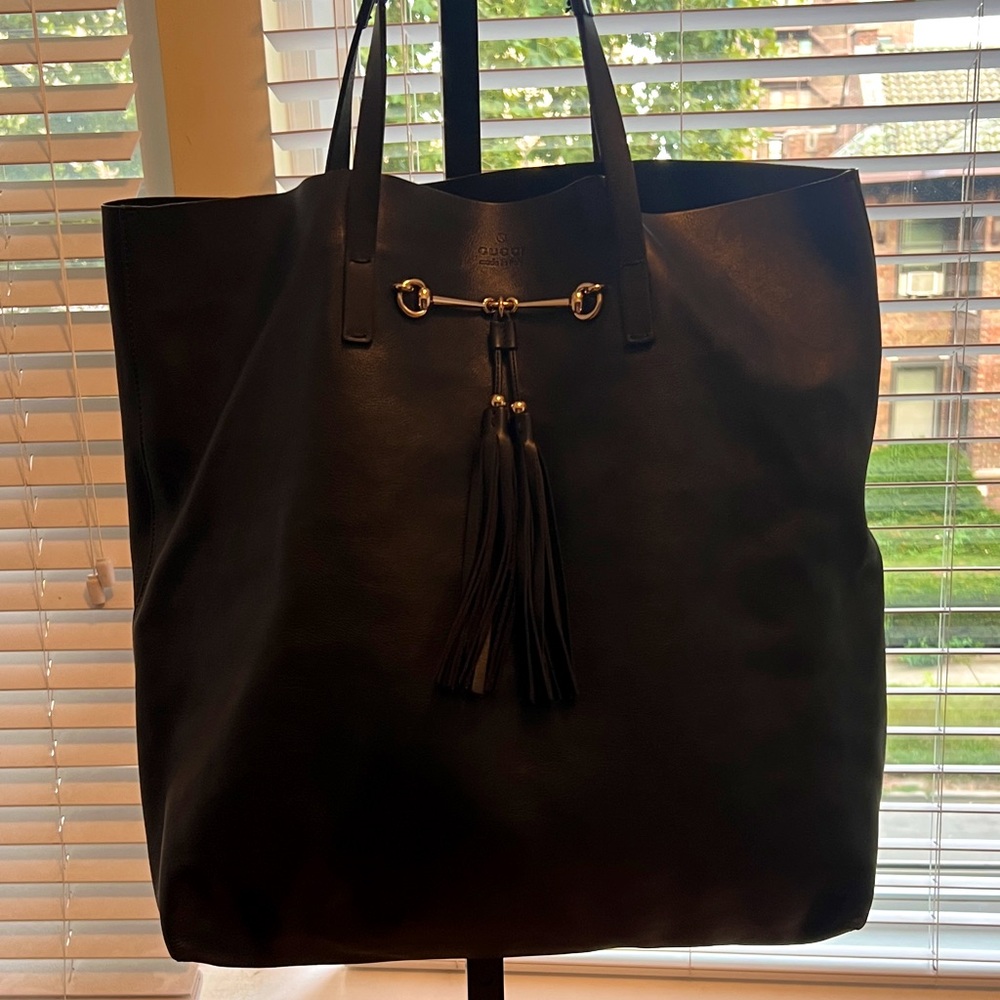 Elegant Black Leather GUCCI PARK AVENUE Tote Bag